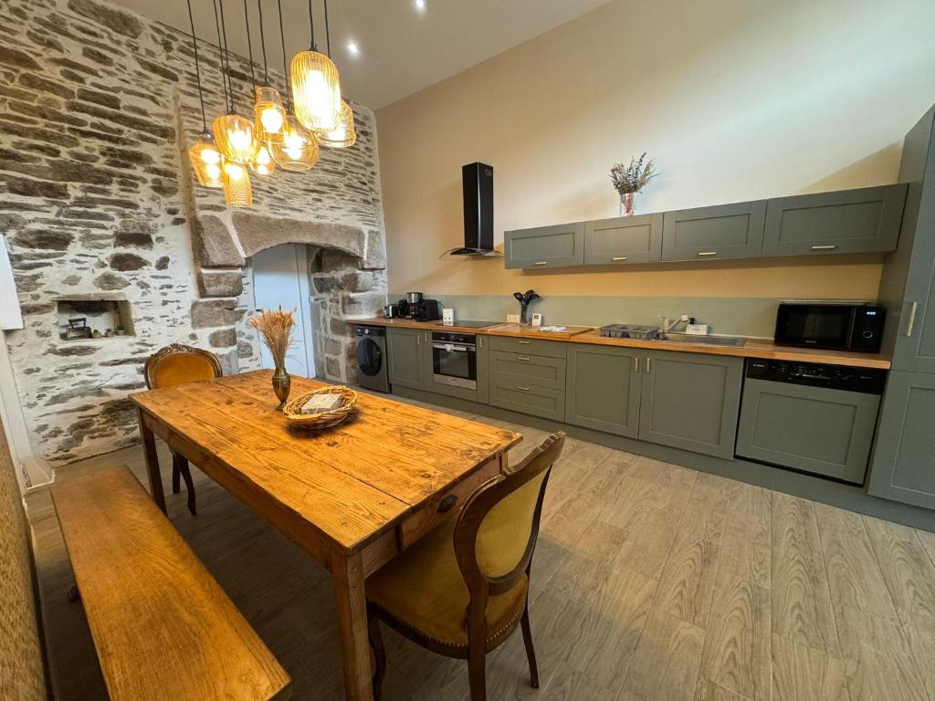 Appartement, terrasse de plain-pied, Plounéventer