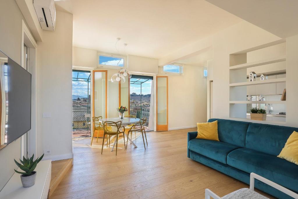 Penthouse with big terrace in Oltrarno - 5