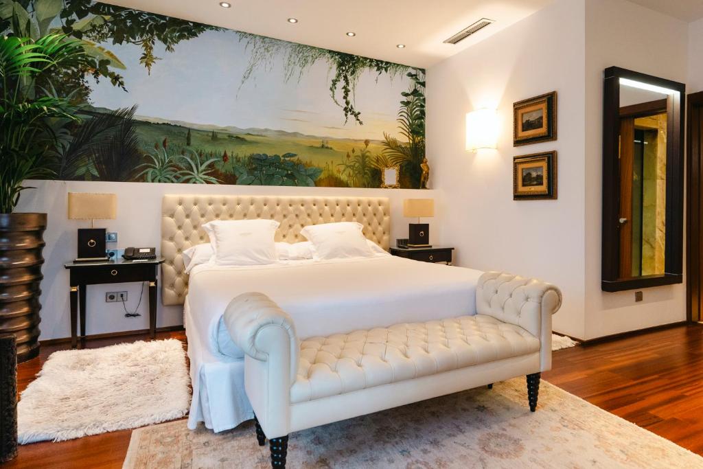 Mirador de Dalt Vila-Relais & Chateaux - 1