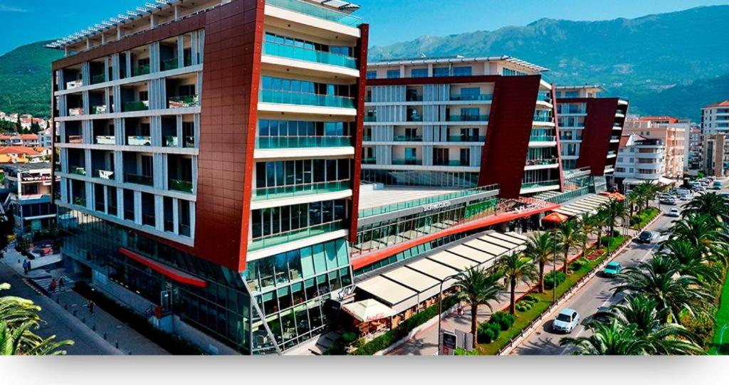 Tq Apartment 2 - 2