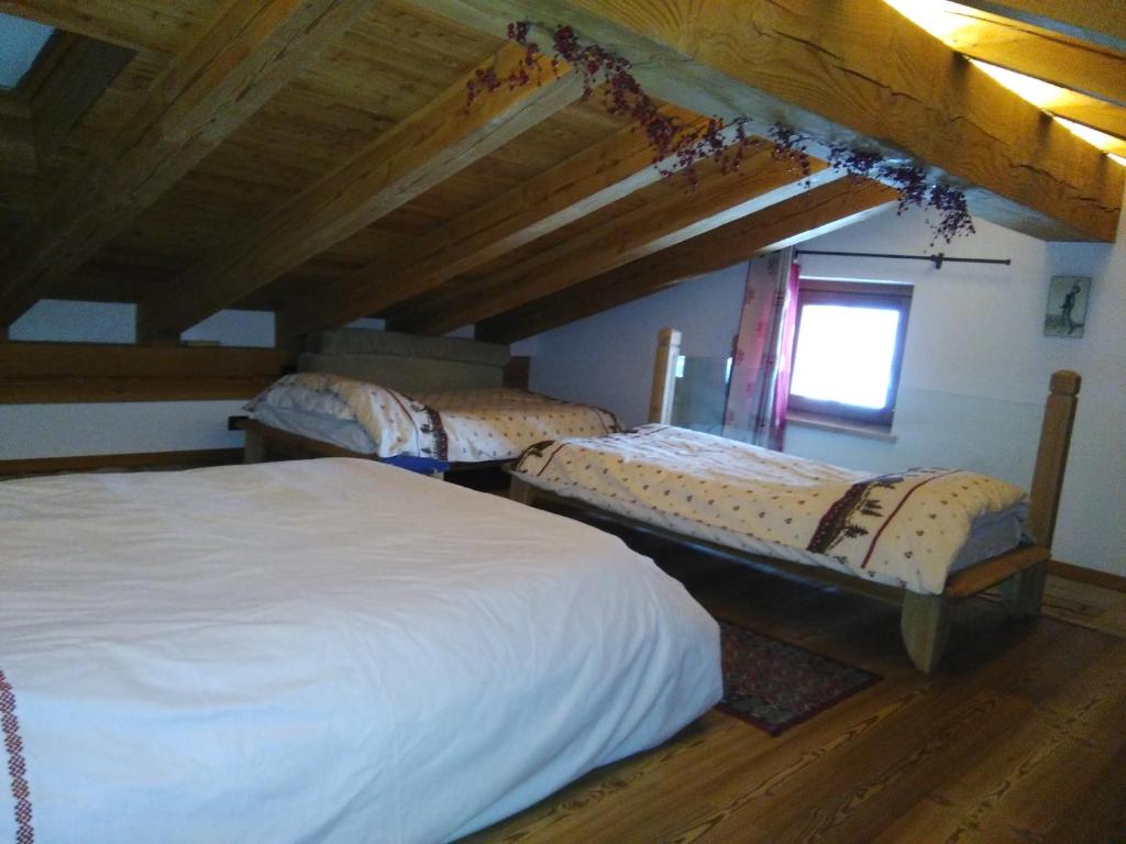 We are 4810 Chalet aux pieds du Mont-Blanc Mansarda - 5