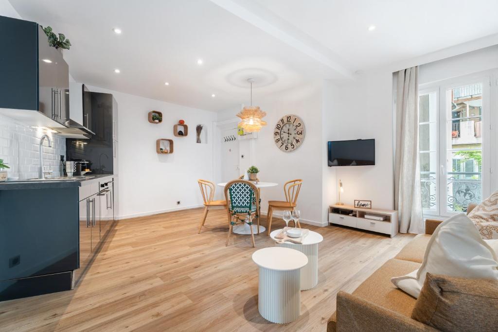 Nice Renting - 35 Massena - Architect Flat Ultimate Charm Massena Center - 4