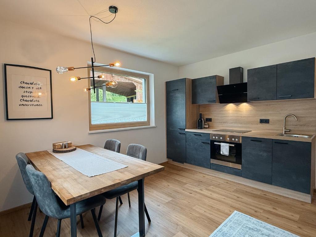 Apart Pair im Dorf - 4