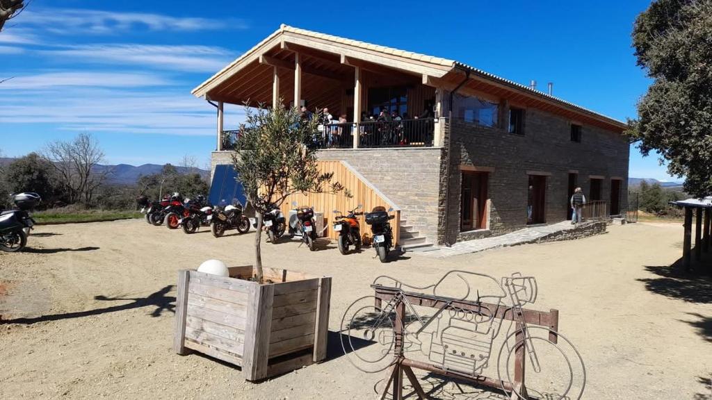 Moto Albergue Farango FOR MOTORBIKERS ONLY - SOLO PARA MOTEROS, Benabarre