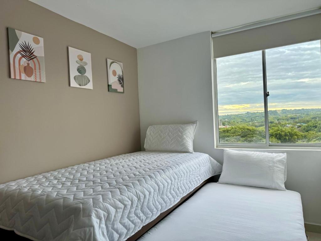 Refugio Central con Parqueo Privado - 4