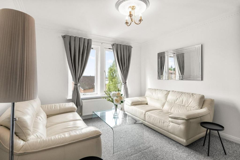 Ochil View 30 mins to Edinburgh and Glasgow, Falkirk