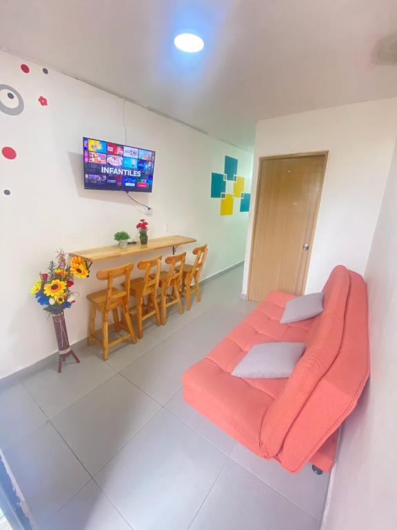 22 AMPLIO APARTAMENTO 150 mts con BALCON 3 HABIT eN LAURELES ESTADIO - 5