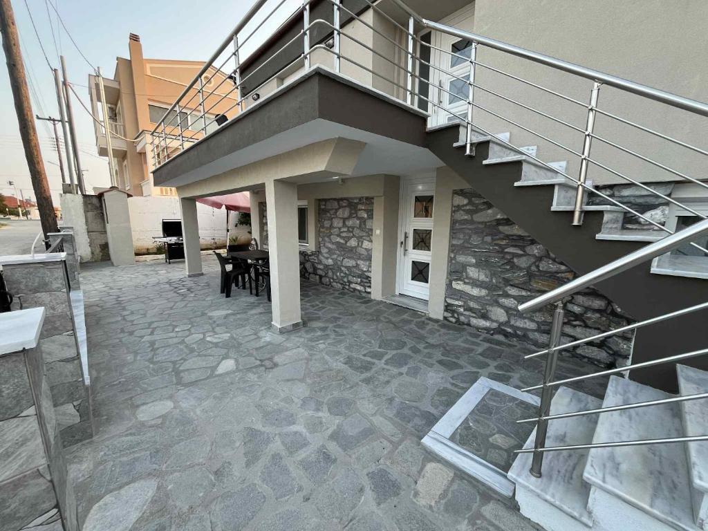 Kyma apartment, Néa Karváli