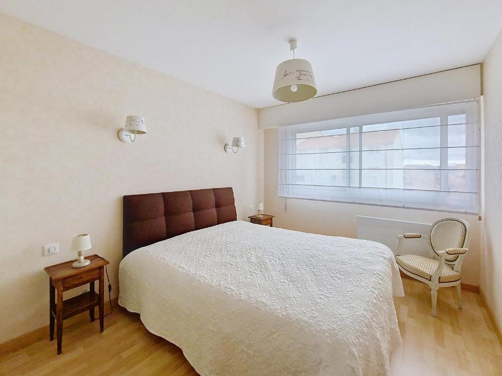 Appartement T2 rénové face à la mer avec terrasse et garage - Quartier des Présidents - Les Sables-d'Olonne - FR-1-331-90 - 5