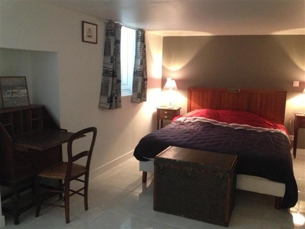 Maison rénovée proche plage et commerces, 3 chambres, 3 salles d'eau, confort moderne. - FR-1-331-86 - 2