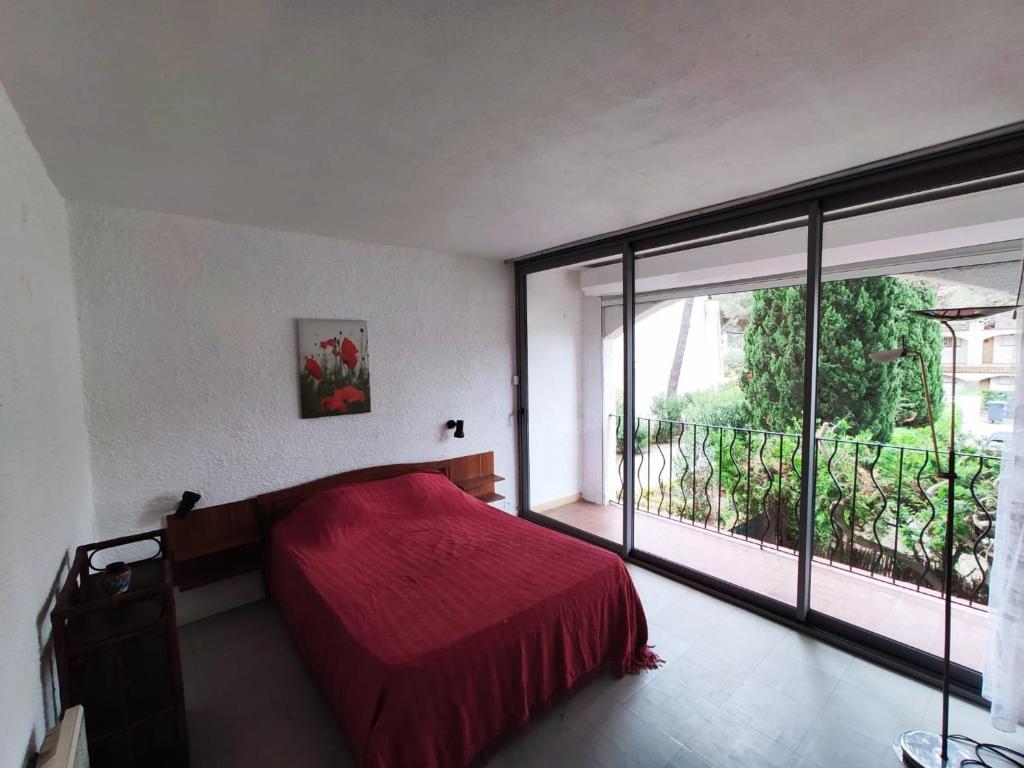 Appartement avec piscine, parking proche plage - FR-1-837-19 - 5