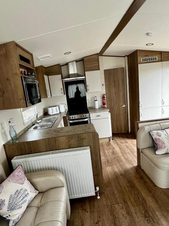 166 Unity Beach Caravan, Brean photo 6