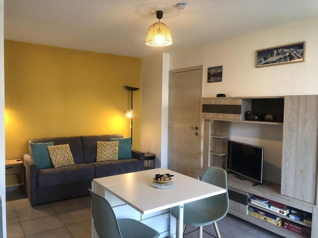 Appartement T2 45m2 Residence Le 29 1 chambre parking terrasse, Centre-ville - 2