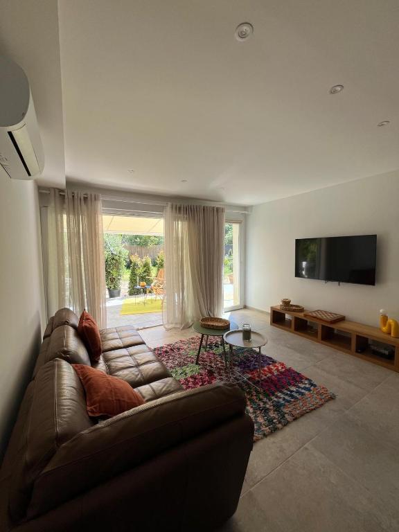 Rez-de-villa avec terrasse privative sur jardin - 3