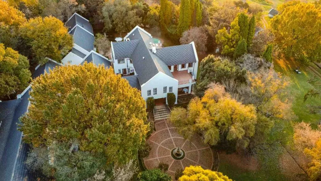 Budmarsh Country Lodge, hotel in Magaliesburg