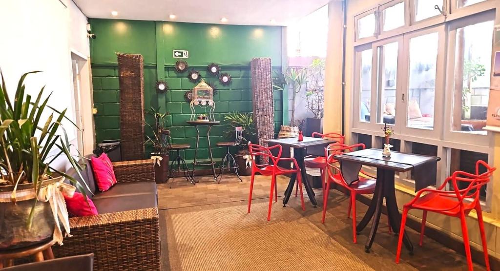 Shared lounge/TV area, Costa Maris Beach Hotel Frente Mar in Guaruja