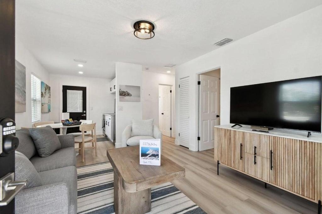 On Block from Gulf Shores | Treasure Island | John's Pass Boardwalk, St Pete Beach