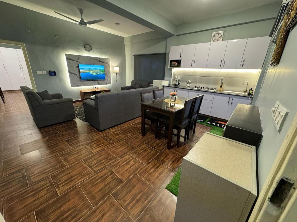 Pineview Retreat Murree, Murree