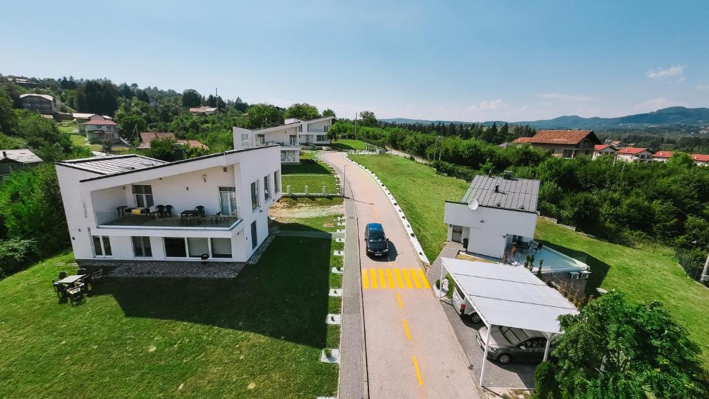 Modern Villas In Green Paradise - 3