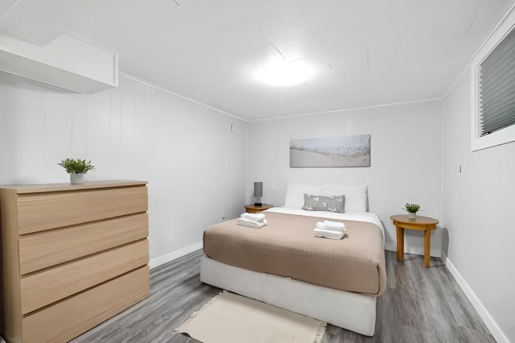 Beautiful Basement Private Suite Prime Location, Winnipeg