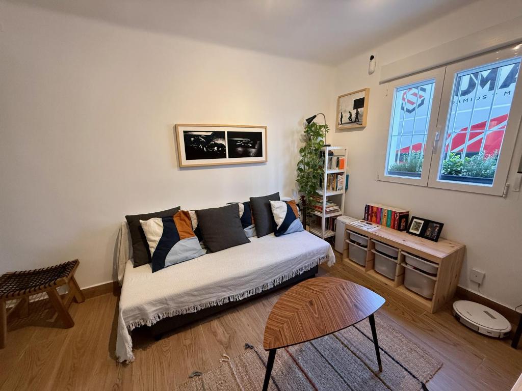 Fee4Me Bright and Central Flat, Мадрид