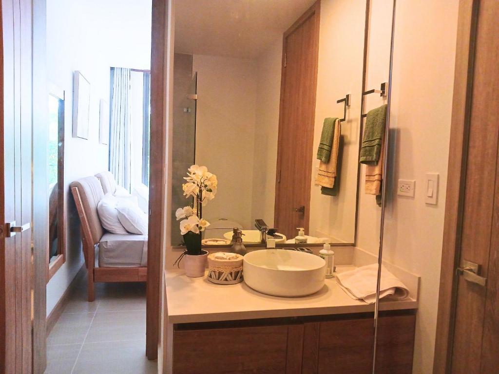 Luxurious Apartment with Private Pool and beach access - 2