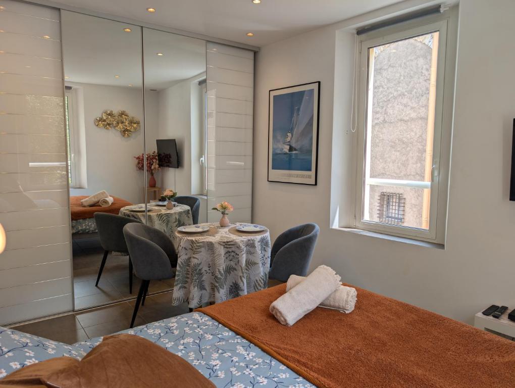 Appartement - Cannes vieille ville - Le Suquet - 2