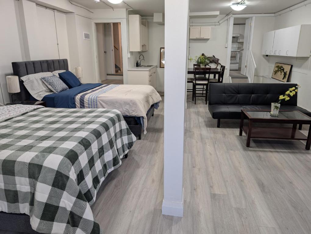 Cozy Bachelor Unit, Guelph