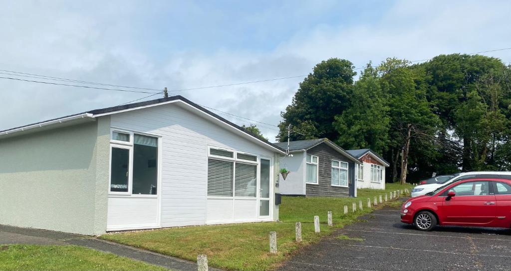 Dart Dream, Chalet 85, Norton Holiday Park photo 8