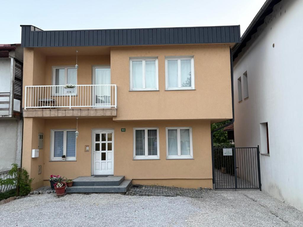 Home Medicci - 2