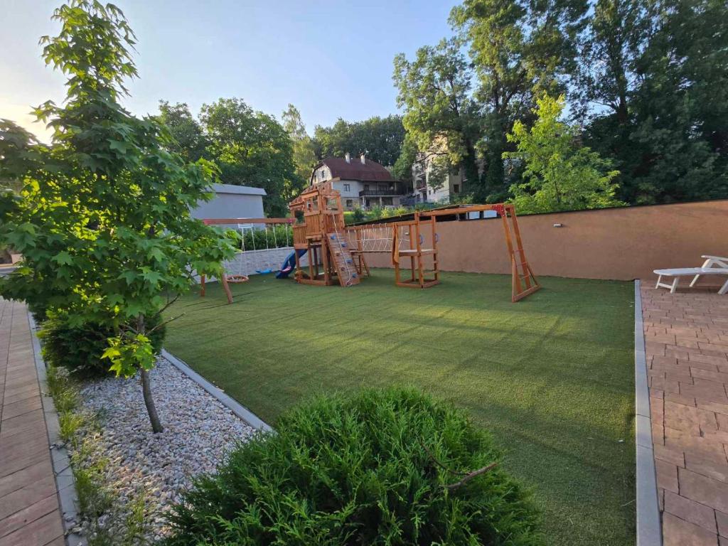 Larso Lux, free swimming pools & parking - 4