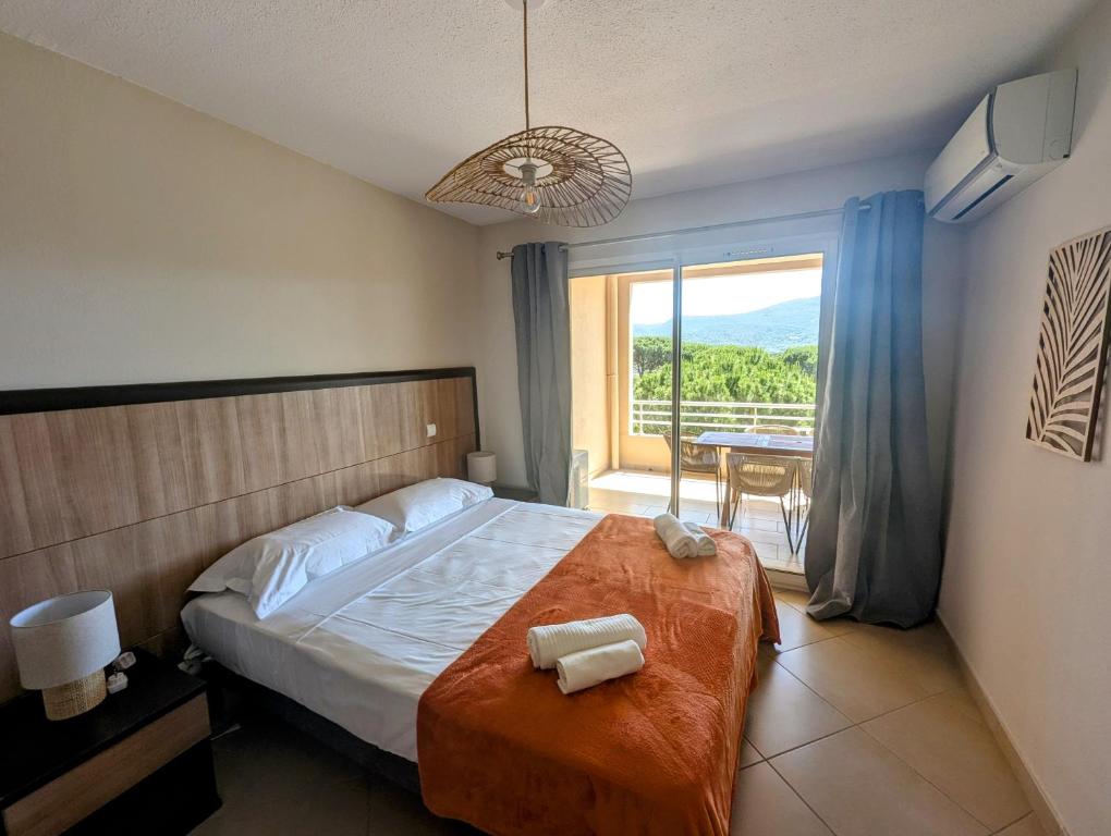 Apartment with pool view Salina Bay Porto-Vecchio - 5