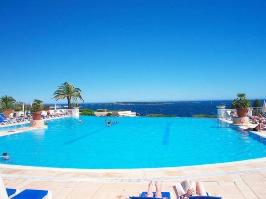 Vue Mer, Piscine de ouf Votre Oasis à Cannes - 1
