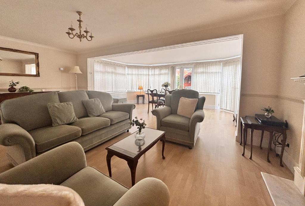 Spacious Home for Workers & Families - Quiet area, Newton Aycliffe