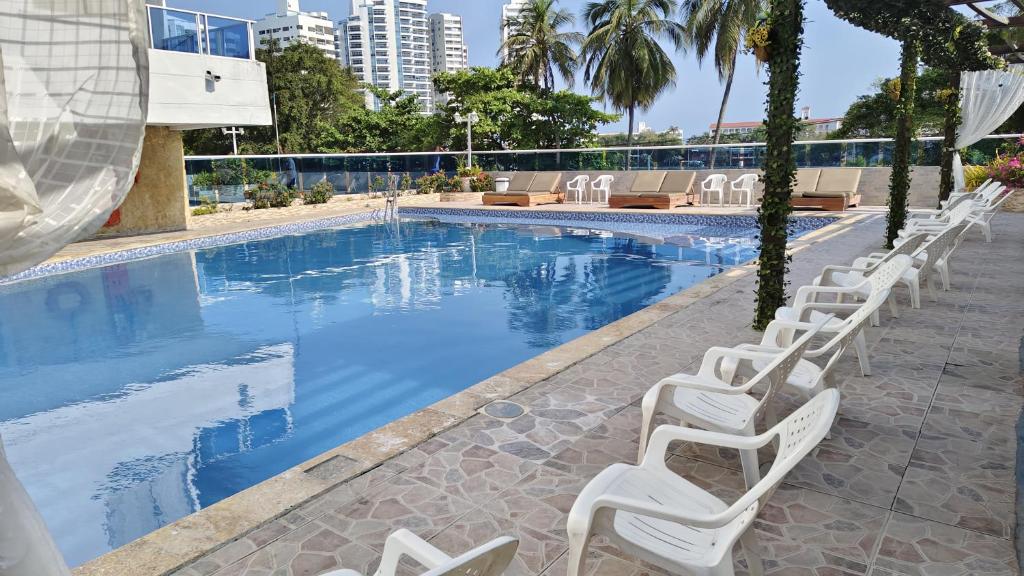 Apartamento con vista al Laguito, Nuevo Conquistador - 2