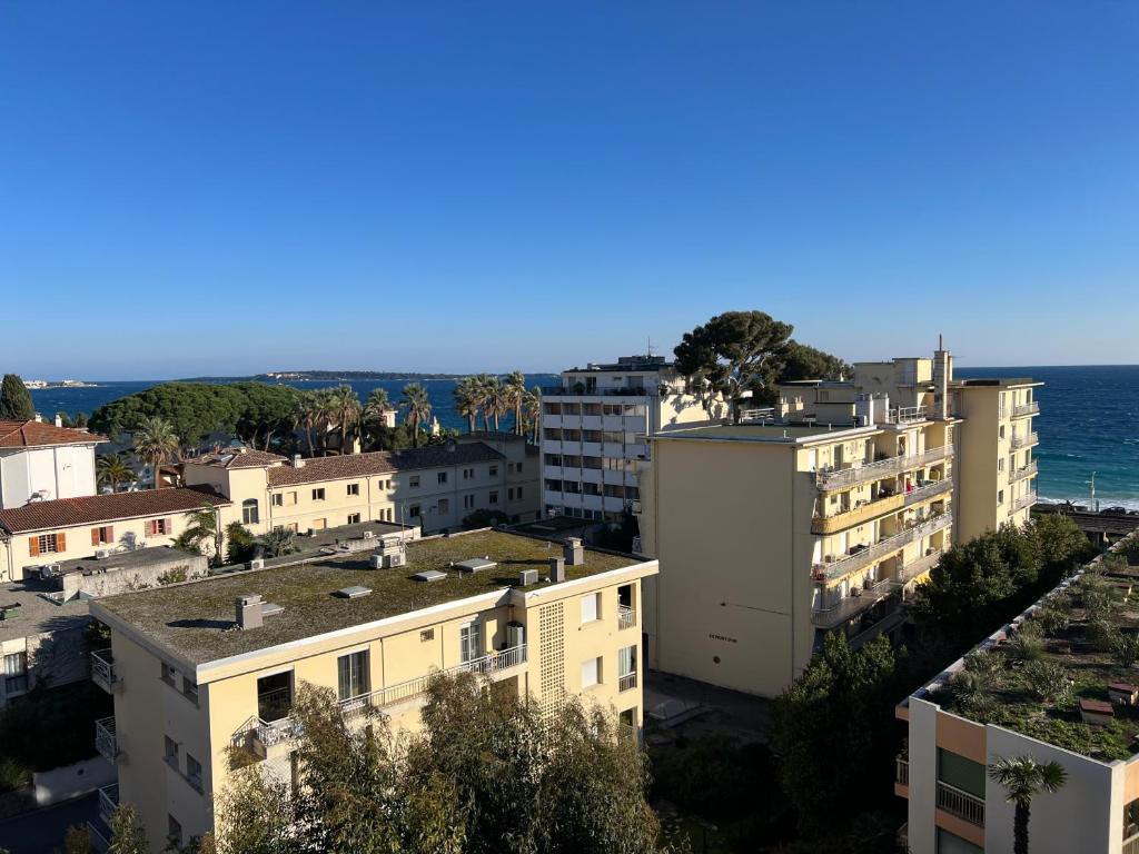 Appartement vue & front de mer, piscines, 55M2 2Pièces - 2