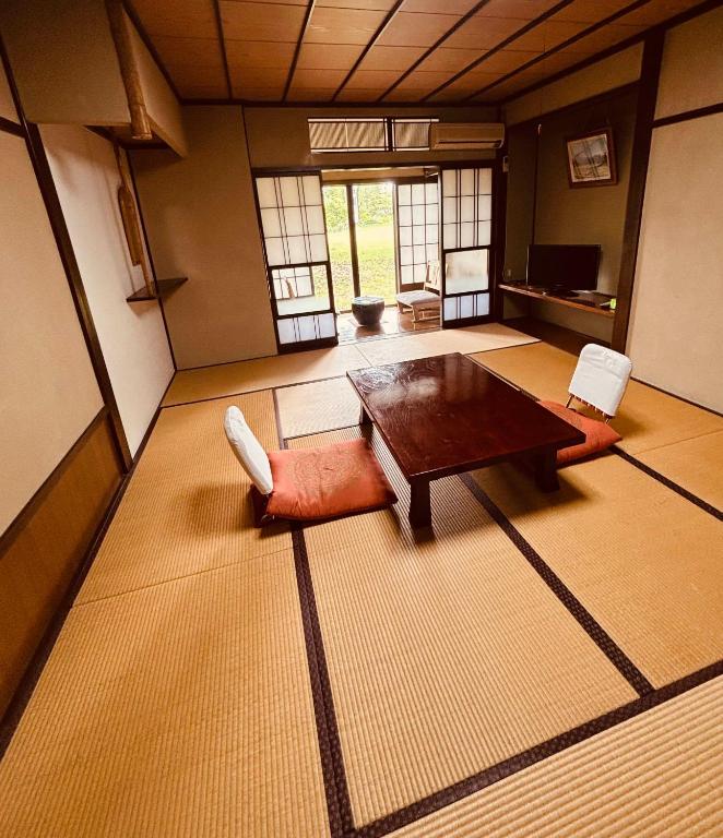 야도바 TATSUJi 외관