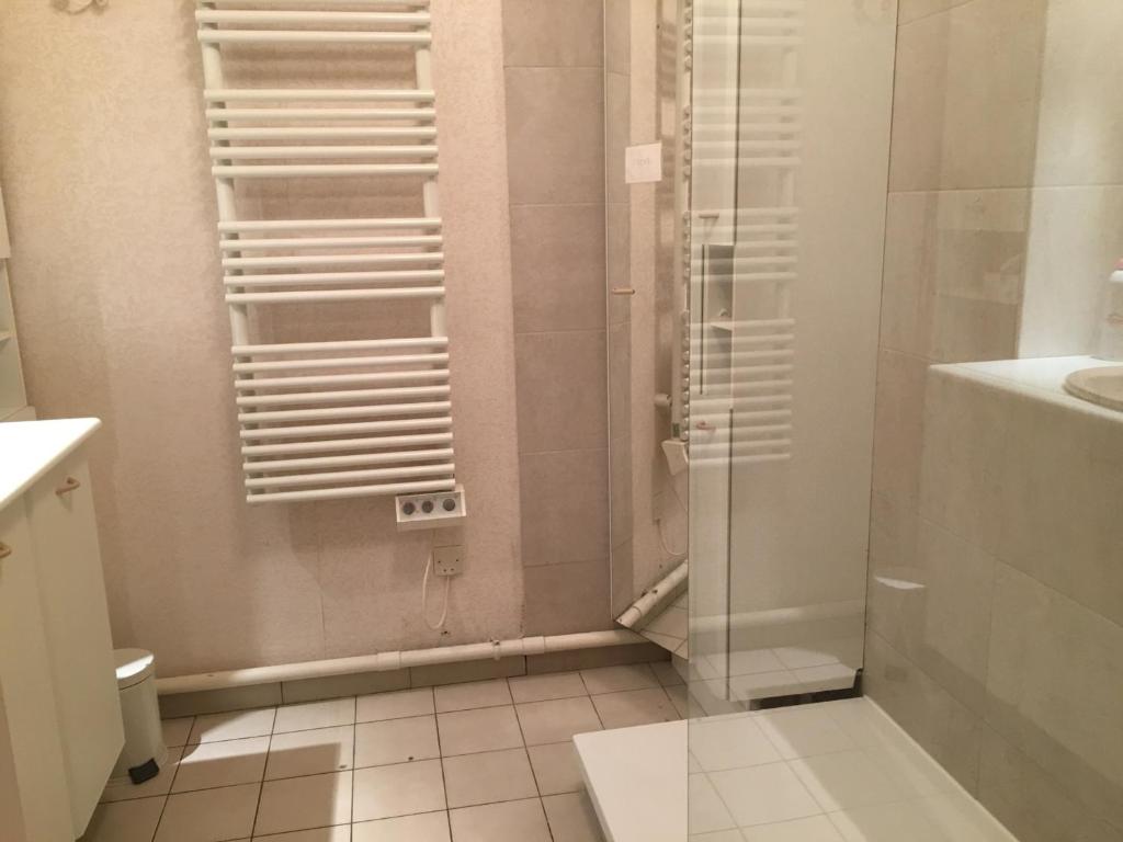 Appartement T3 Central à Arcachon avec Vue Mer, Terrasse, Wifi et Parking - FR-1-374-52 - 4