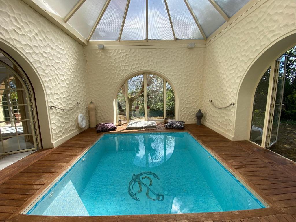 Villa avec Piscine Intérieure, 5 Chambres, Proche Plage et Commerces à Arcachon - FR-1-374-220 - 5