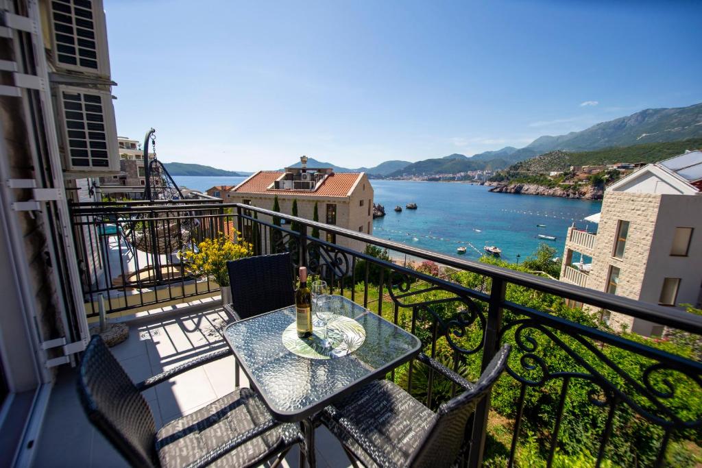 Apartment Sara with seaview - 2
