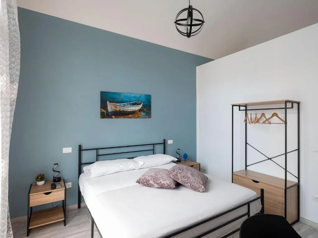 Agorà di Favignana - Affittacamere Piazza Madrice, hotel in Favignana