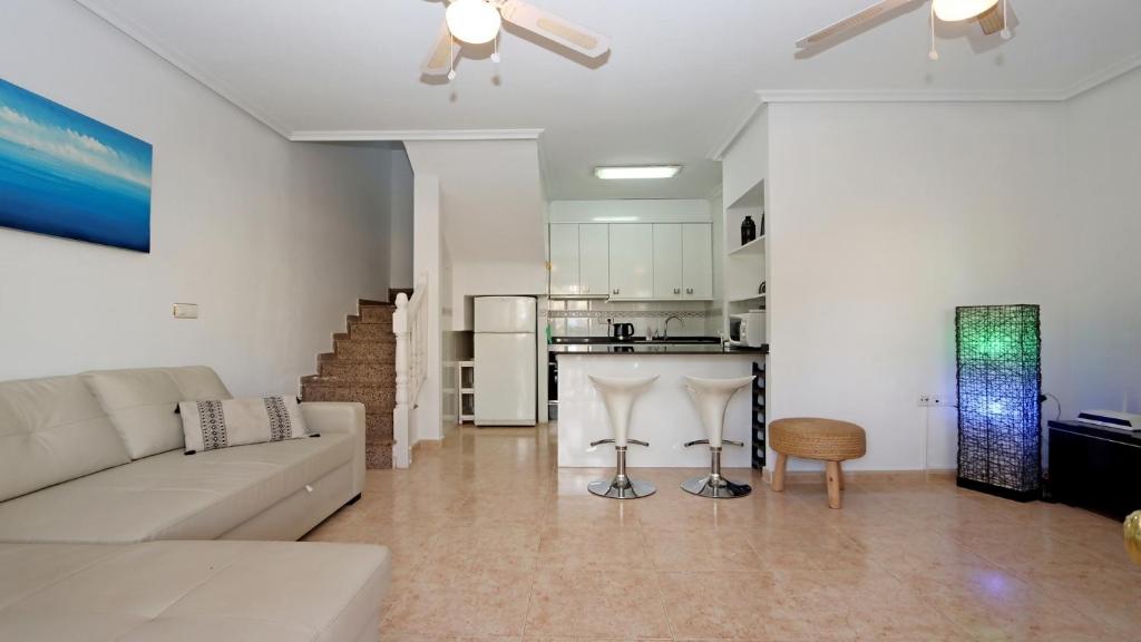 R-10424 PUEBLO CABALLERO II TOWNHOUSE - 4