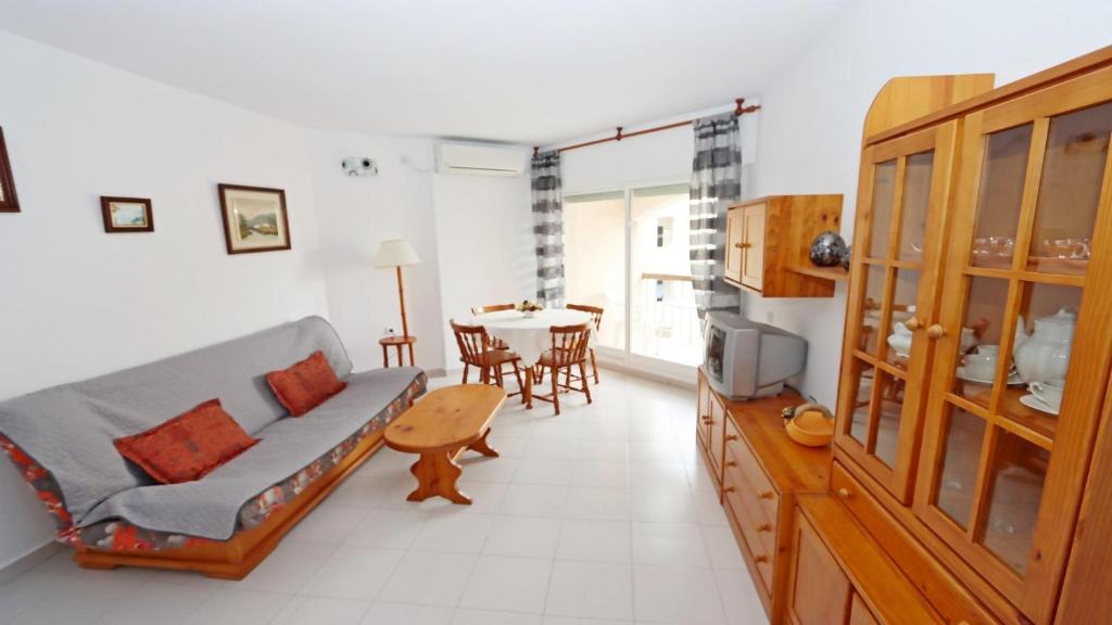 R-6048 Apartamento Avenida Habaneras - 2