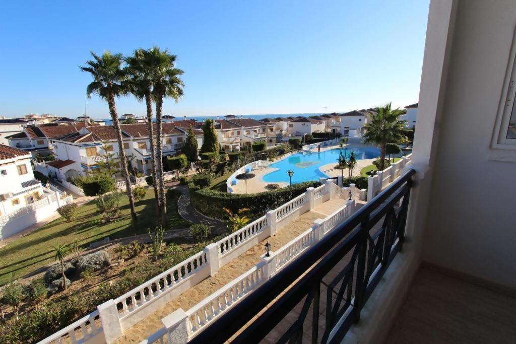R-4645 La Mata Studio - 5