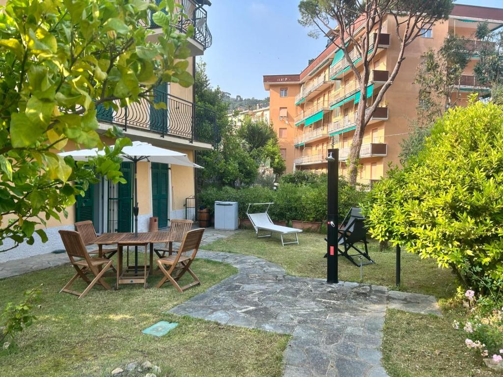 JOIVY Sunny Family Flat with Private Garden & Parking - 1
