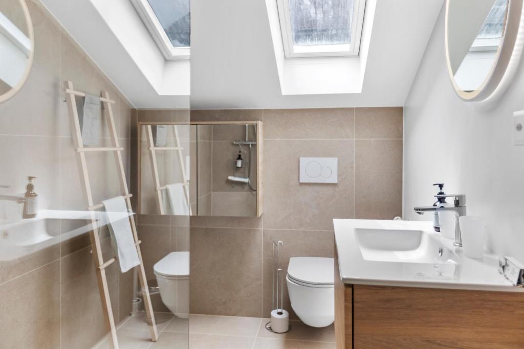 Attique rénové avec jacuzzi 6 pers à Savièse - 4