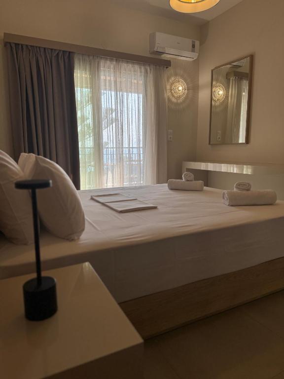 AGALI ROOMs, Perdika