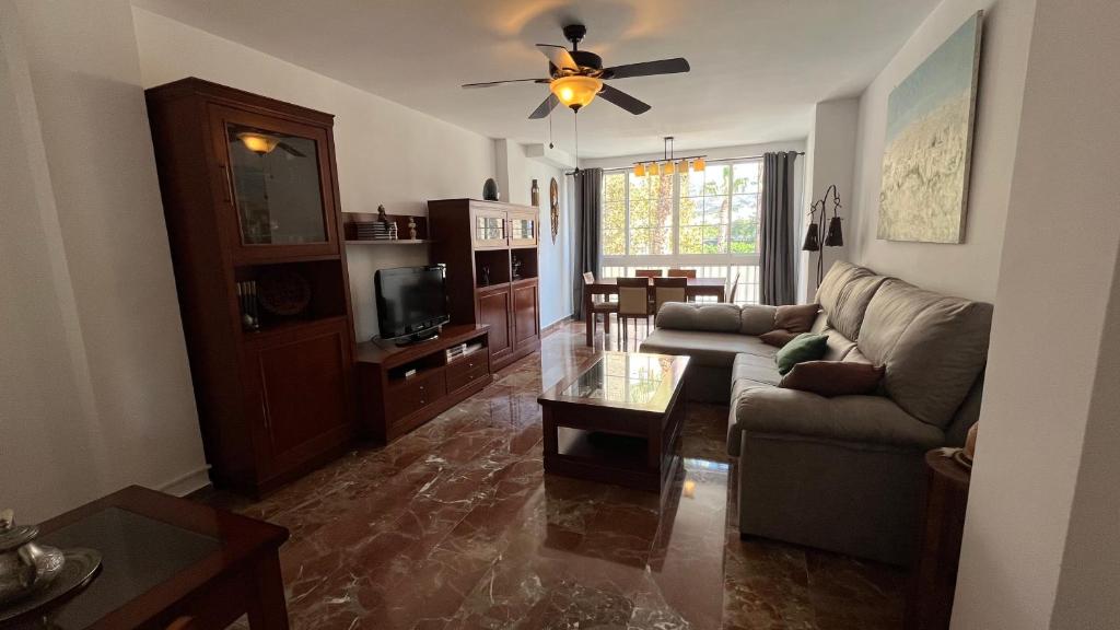 Apartamento en Almuñécar con piscina comunitaria - 4