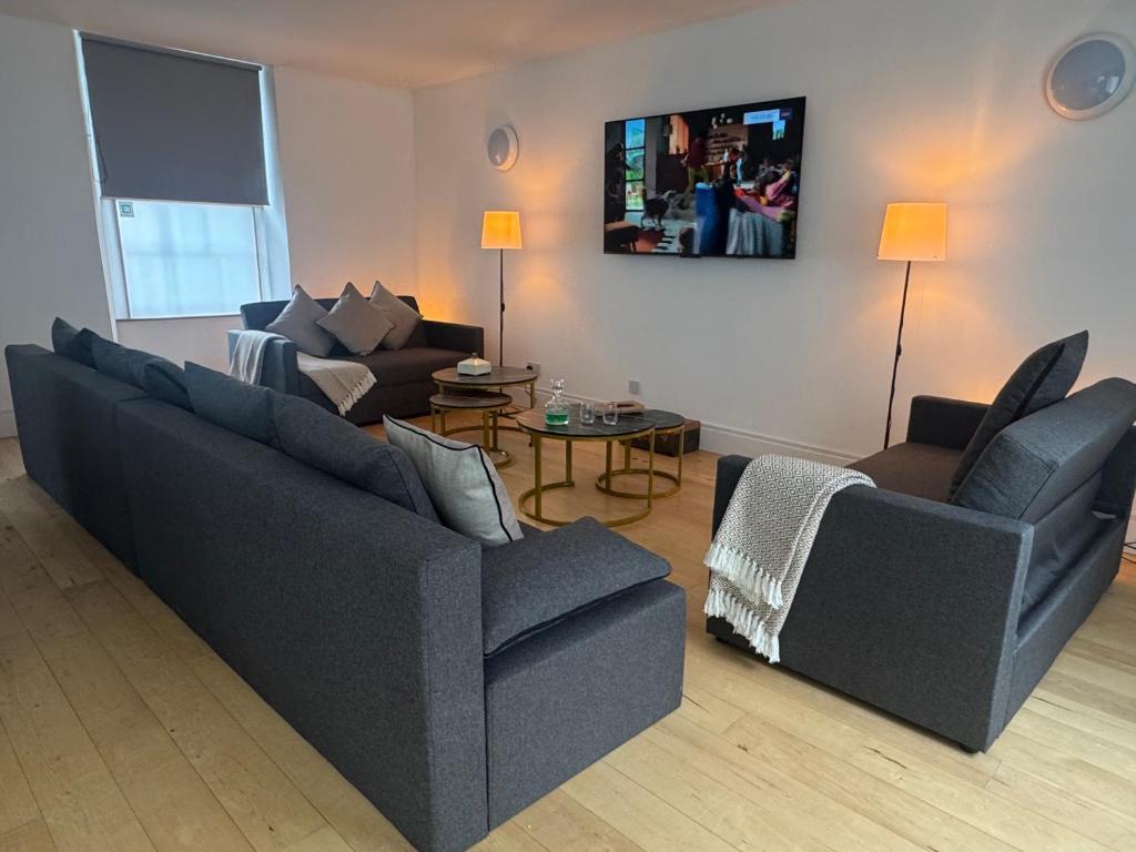 Squarezzz - Group Accommodation, Edinburgh