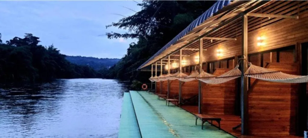 มาตาบุรี ริเวอร์เเควรีสอร์ท, hotel in Ban Gaeng Cho